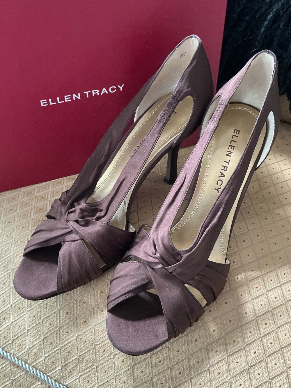 Ellen Tracy Satin Brown Peep-Toe Knot Heels